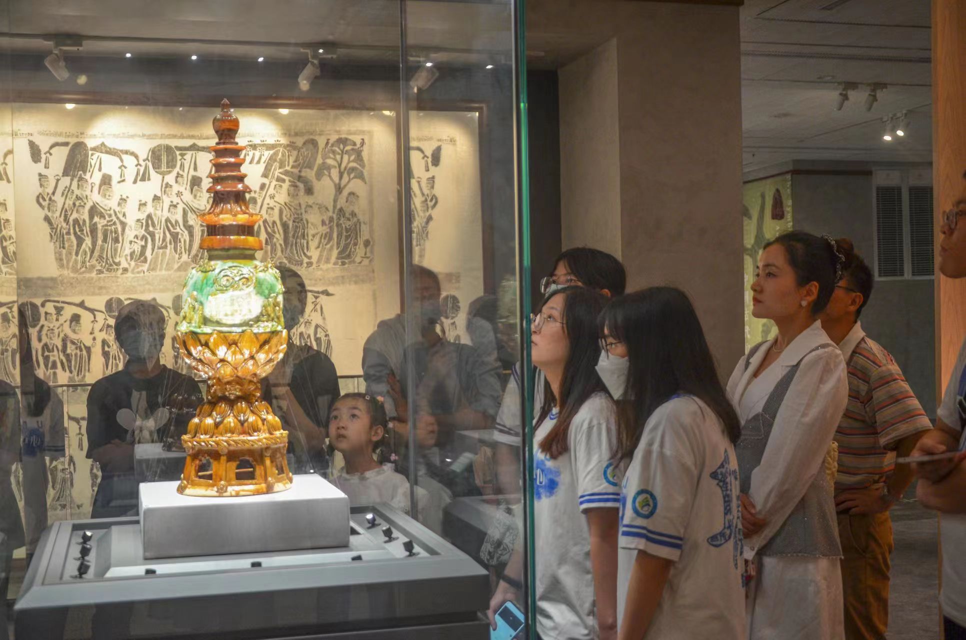 一场穿越时空的对话——学生处开展党建带团建实践活动-新闻网